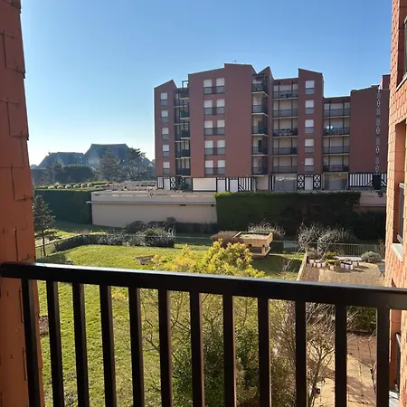 La Emeraude, Chic, Acces Direct Appartement Cabourg